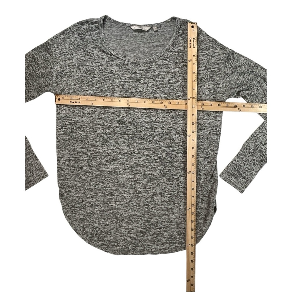 ATHLETA‎ Luxe Pose Long Sleeve Top Medium Gray Spaced Dye with Thumb Holes - Picture 5 of 9